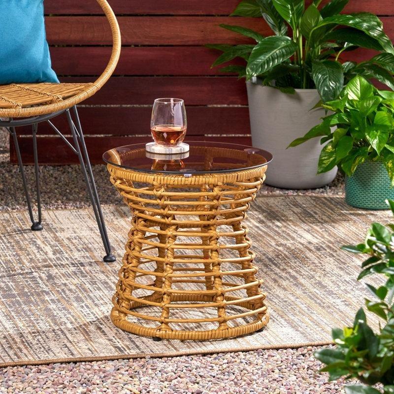 Açık Kahverengi Hasır Temperli Cam Tablalı Yan Sehpa-40x39x39 cm - 113022