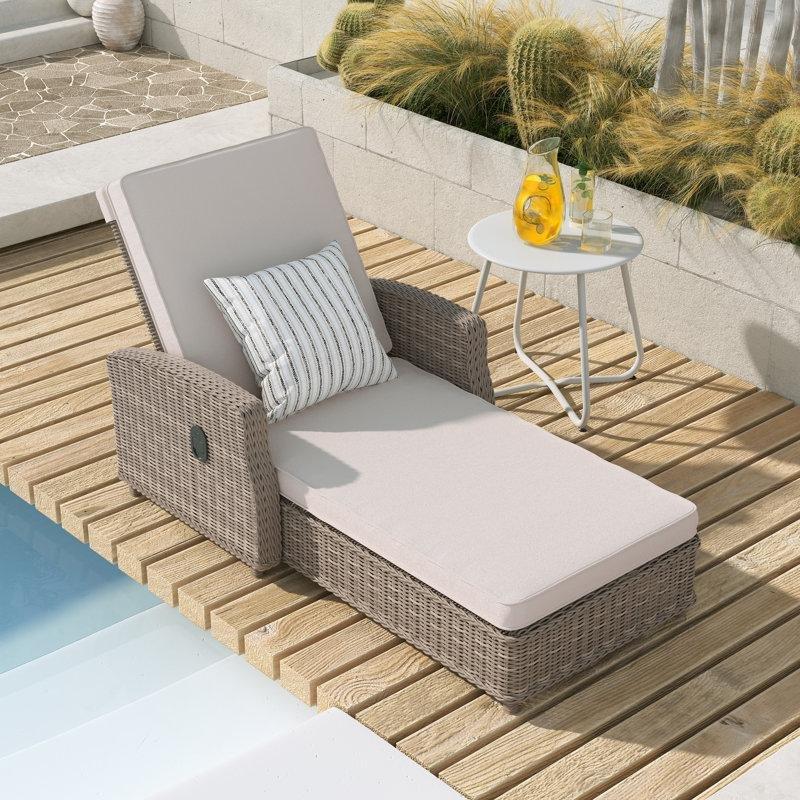 Ayarlanabilir Sırt Açılı Rattan Dinlenme Koltuğu Bej Minderli-100 x 87 x 200 cm - 109517