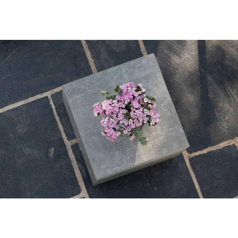 Bej Cam Elyaf Takviyeli Beton El Cilalı Traverten Yan Sehpa-35x35x46 cm - 112142