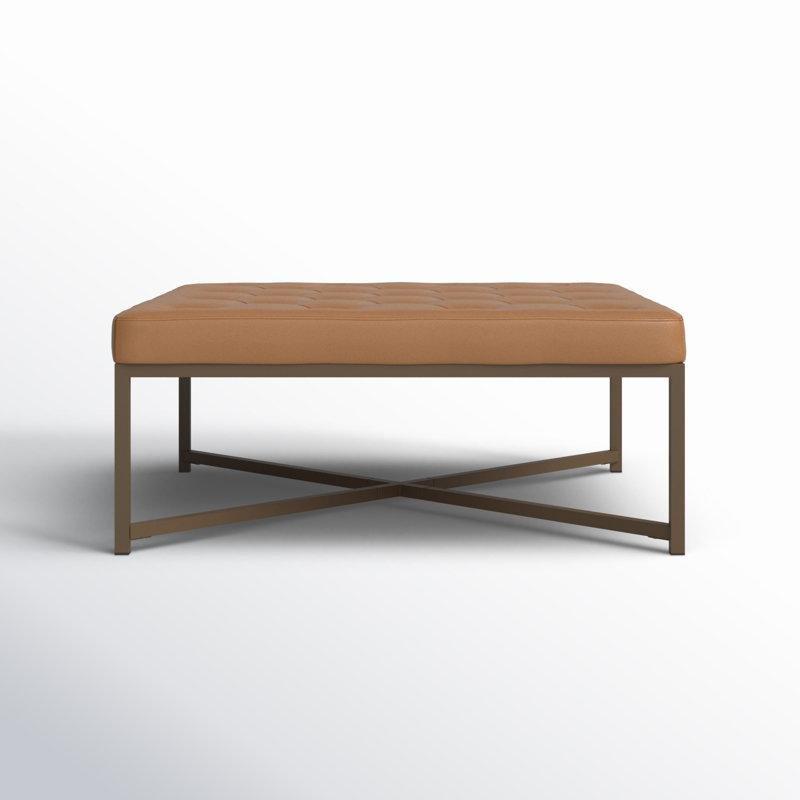 Yapay Deri Puflu Orta Sehpa 102x102 cm - 104851