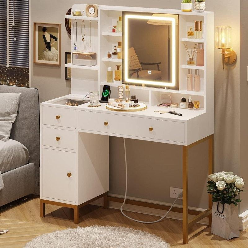 Beyaz Gold Detaylı LED Işıklı ve Şarj İstasyonlu Makyaj Masası - 99 cm - 121603