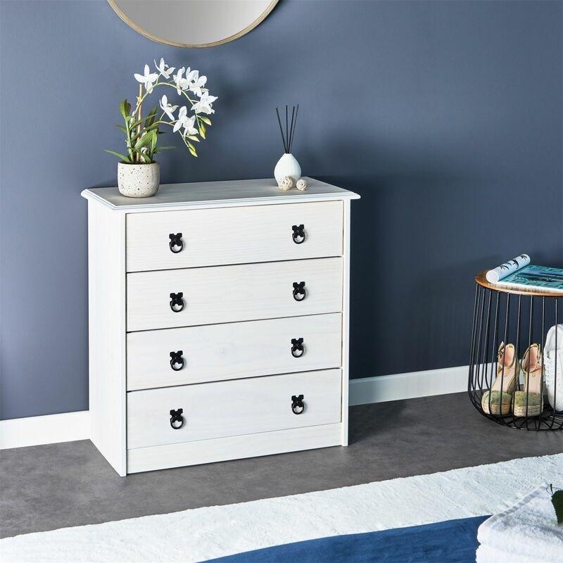 Beyaz Masif Çam 4 Çekmeceli Siyah Halka Kulplu Rustik Şifonyer - 71x34x72 cm - 123426