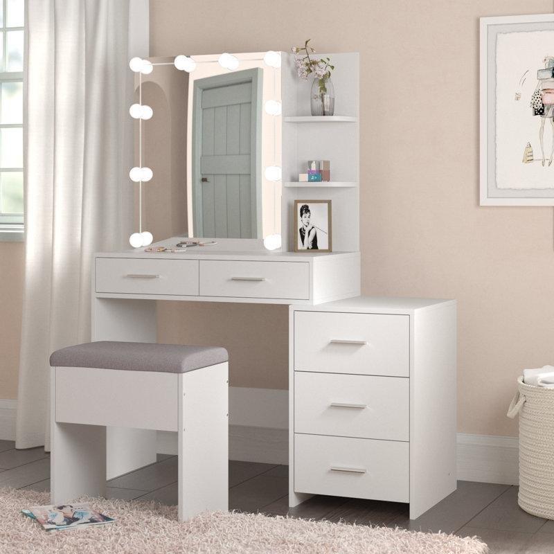 Beyaz MDF 5 Çekmeceli ve LED Işıklı Sürgülü Aynalı Makyaj Masası Seti - 110 cm - 121801