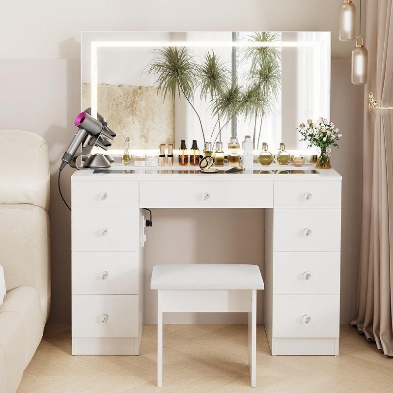 Beyaz MDF Cam Tablalı LED Aynalı 9 Çekmeceli Priz ve USB Girişli Makyaj Masası - 110x41x138 cm - 121822