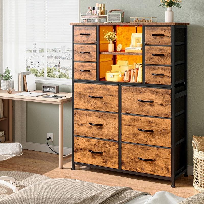 Ceviz Rengi Ahşap ve Metal 12 Çekmeceli LED Işıklı Şarj İstasyonlu Ferforje Şifonyer - 97x30x129 cm - 123993