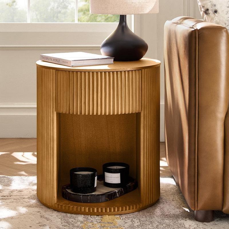 Doğal Ahşap Rengi Masif ve Endüstriyel Ahşap Yivli Tasarım Gizli Bölmeli Yuvarlak Komodin - 52x56 cm - 128182