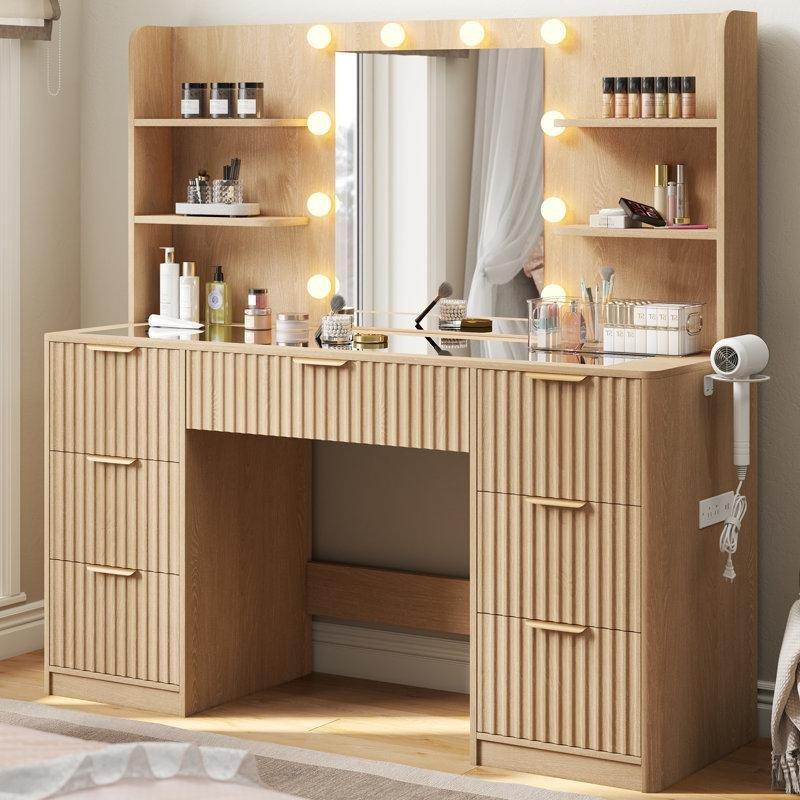 Doğal Ahşap Rengi MDF ve Cam Tablalı 7 Çekmeceli LED Işıklı Aynalı Şarj İstasyonlu Makyaj Masası - 120x40x137 cm - 121693