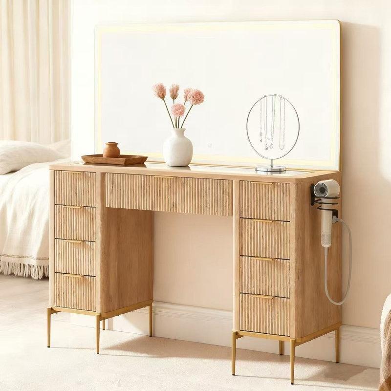 Doğal Meşe Ahşap Yivli Tasarım LED Işıklı ve Prizli Makyaj Masası - 123 cm - 121810