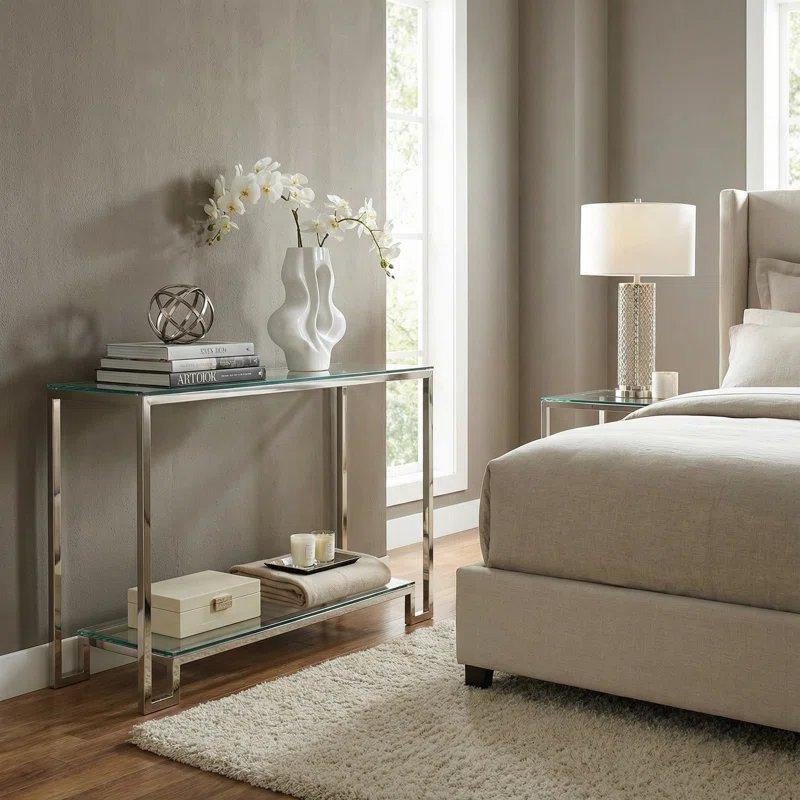 Gümüş Paslanmaz Çelik ve Temperli Cam 2 Raflı Cam Dresuar - 122x36x79 cm - 131577