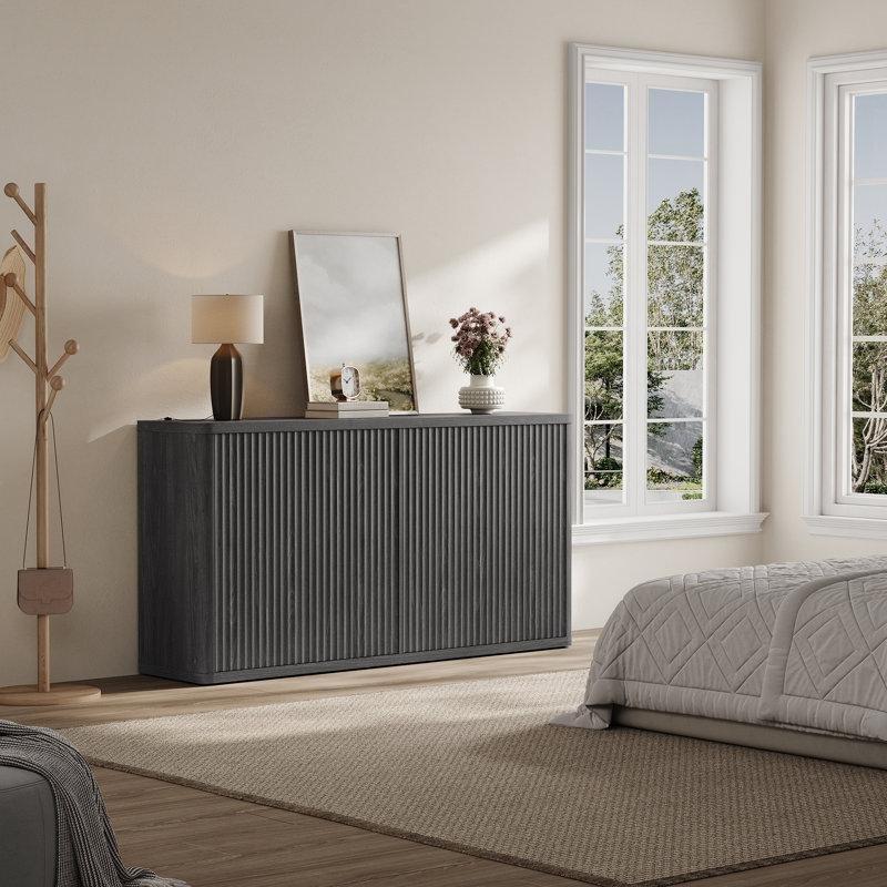 Koyu Renk MDF Yivli Kapaklı ve Bas-Aç Özellikli Konsol - 169 cm - 128770