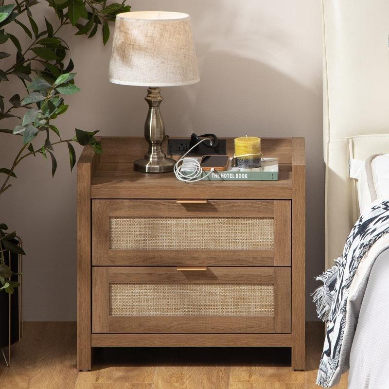 Meşe Rengi Ahşap ve Rattan Detaylı Prizli Komodin - 60x40x56 cm - 127247