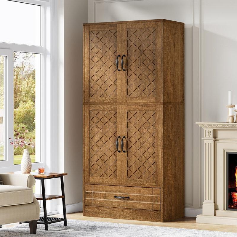 Siyah Duvarların Büyüleyici Dünyası