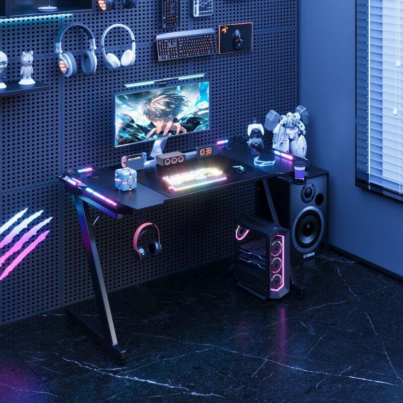 Siyah FSC Sertifikalı Ahşap RGB Aydınlatmalı Oyuncu Bilgisayar Masası-120x60x120 cm - 115964