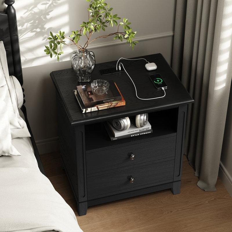 Siyah Masif Ahşap Priz ve USB Çıkışlı 2 Çekmeceli Komodin - 61x41x64 cm - 127172