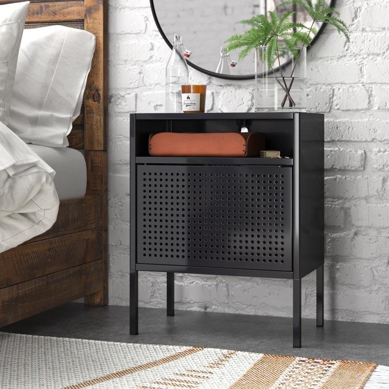 Siyah Metal USB Girişli ve Raflı Komodin - 49x61 cm - 127454