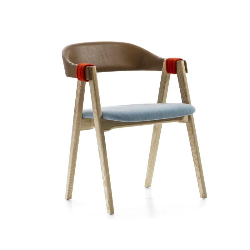 Ahşap Kolçaklı İstiflenebilir Sandalye - 147585