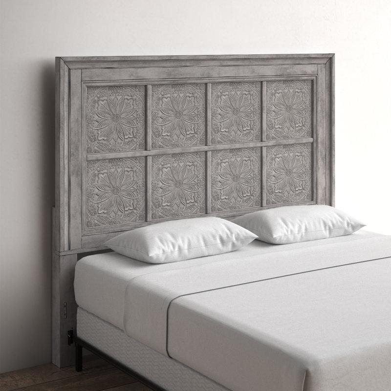 Antik Beyaz Masif Ahşap Oymalı Eskitme Panel Yatak Başlığı - 204 cm - 144750