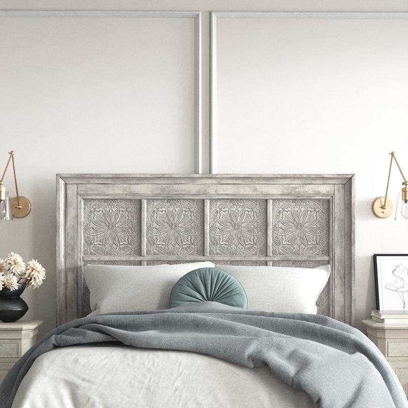 Antik Beyaz Masif Ahşap Oymalı Eskitme Panel Yatak Başlığı - 204 cm - 144750