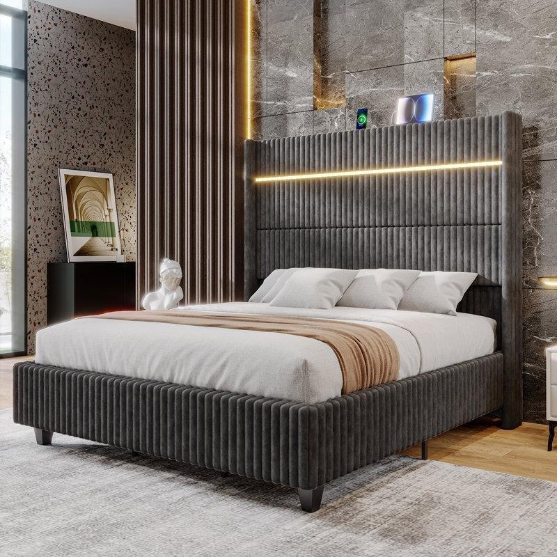 Fitilli Kadife Kumaş LED Işıklı ve Şarj İstasyonlu Modern Karyola - 163x214 cm - 142381