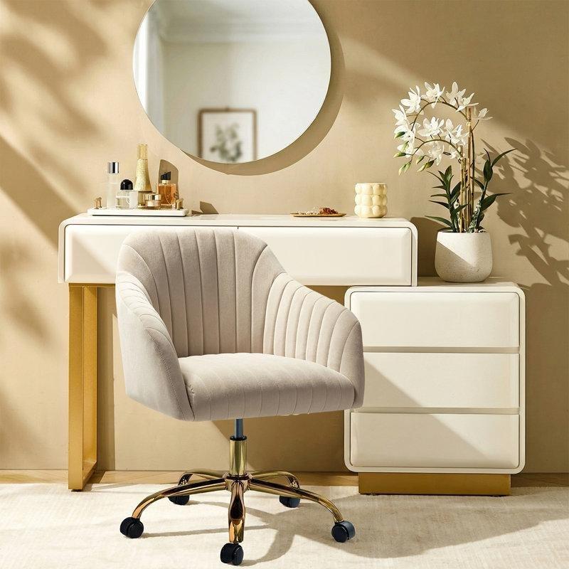 Gold Metal Ayaklı Kanallı Döşemeli Kadife Döner Çalışma Sandalyesi - 146970