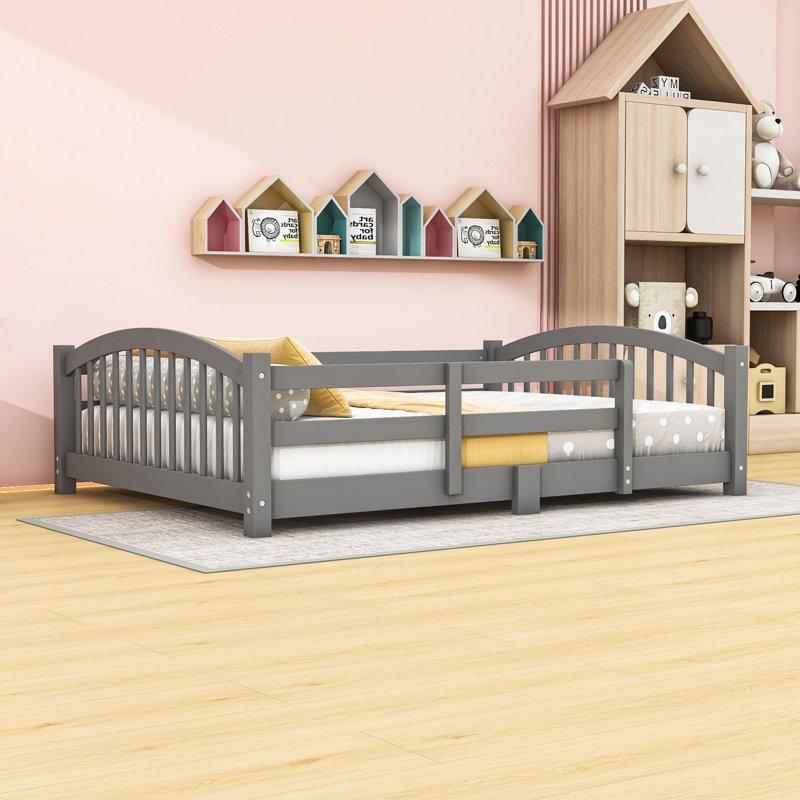 Gri Masif Çam ve Endüstriyel Ahşap Korumalı Montessori Karyola - 146x202 cm - 142612