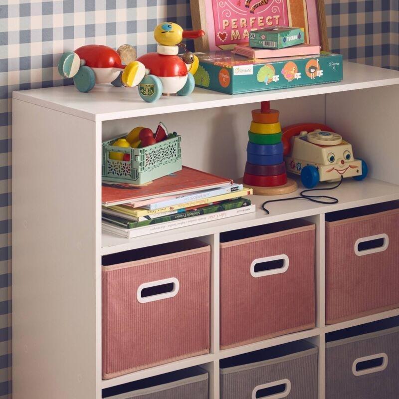Gri ve Pembe Kadife Sepetli 8 Bölmeli Oyuncak Dolabı - 77x30x70 cm - 150959