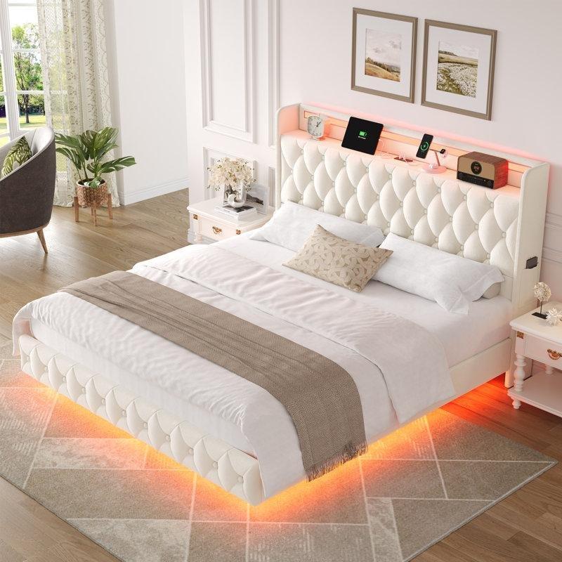 Kırık Beyaz Kadife Döşemeli LED Işıklı ve Şarj İstasyonlu Karyola - 153x221 cm - 142345