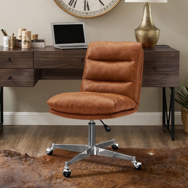 Konyak Rengi Hakiki Deri Kapitoneli Alüminyum Ayaklı Tekerlekli Döner Sandalye - 145827