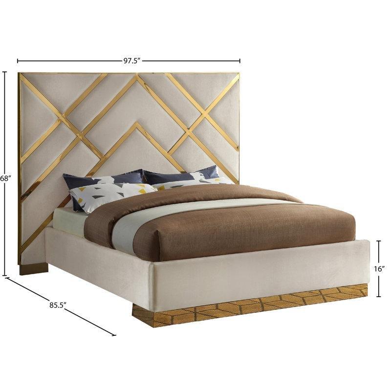 Krem Kadife ve Gold Metal Geometrik Desenli Yatak Başlığı - 248 cm - 144945