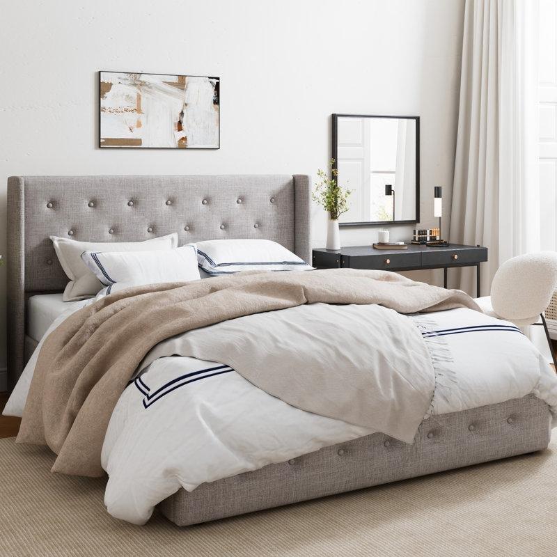 Kumaş Döşemeli Düğme Kapitoneli Kulaklı Başlıklı Hidrolik Bazalı Platform Karyola - 162x214 cm - 143347