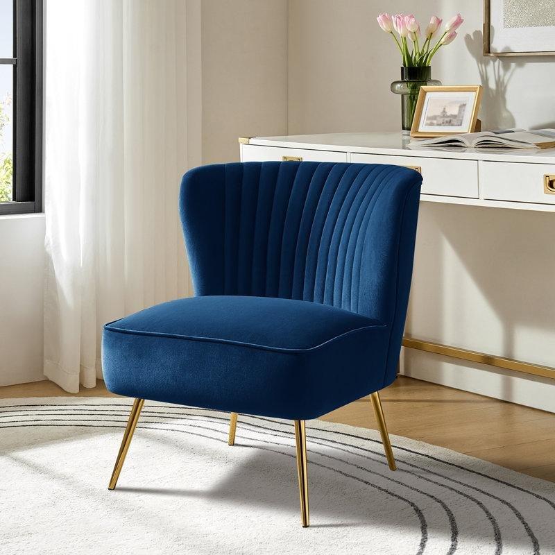Lacivert Kadife Dikey Kapitoneli Gold Metal Ayaklı Sandalye - 146877