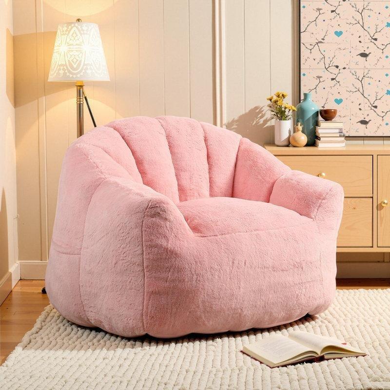 Pembe Kadife Midye Tasarım Geniş Puf Koltuk - 157492