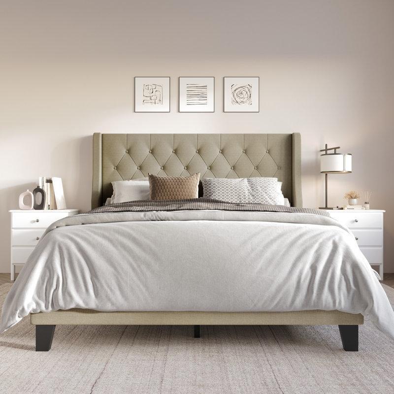 Polyester Döşemeli Kapitoneli Kulaklı Başlıklı Ahşap Karyola - 160x200 cm - 143353