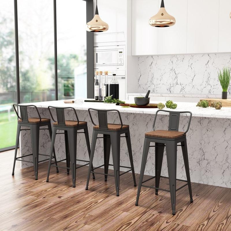 Siyah Çelik ve Kahverengi Ahşap İstiflenebilir Alçak Sırtlıklı 4lü Set Bar Sandalyesi - 77 cm - 147993