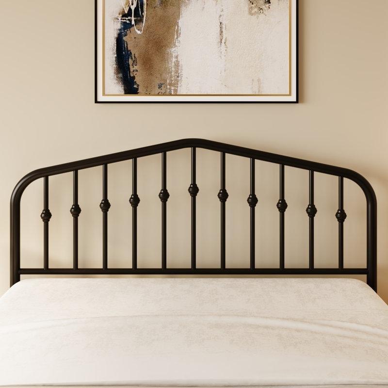 Siyah Metal Vintage Başlıklı Platform Karyola - 155x211 cm - 142198