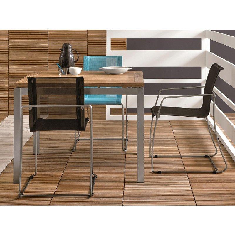 Siyah Paslanmaz Çelik Kolçaklı İstiflenebilir Sandalye - 56x61x86 cm - 147342