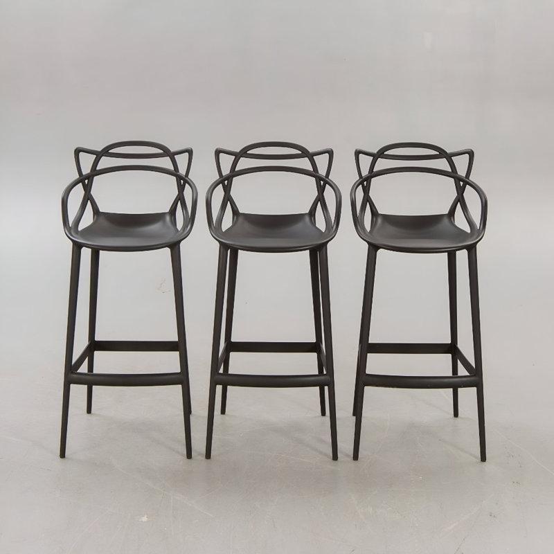 Siyah Polikarbonat Kolçaklı İstiflenebilir 3lü Set Plastik Bar Sandalyesi - 64 cm - 148398