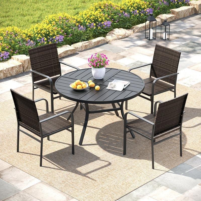 4 Kişilik Rattan ve Metal Şemsiye Delikli Yuvarlak Bahçe Masa Takımı - 213347