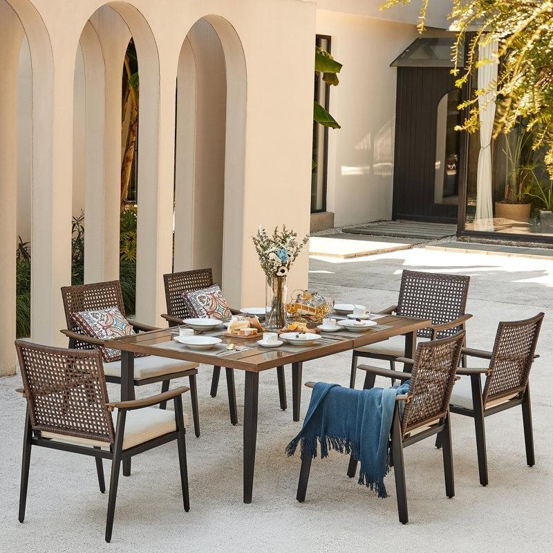 Bej Rattan ve Çelik Minderli Şemsiye Delikli 6 Kişilik Bahçe Masa Takımı - 166x97 cm - 216759