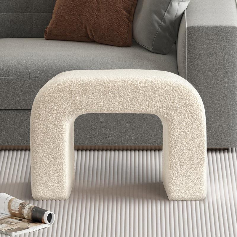 Beyaz Bukle Kumaş Şelale Tasarım Makyaj Masası Pufu - 65 cm - 233887