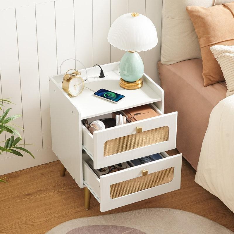 Beyaz Endüstriyel Ahşap Prizli ve USB Girişli Rattan Desenli İki Çekmeceli Komodin - 223023