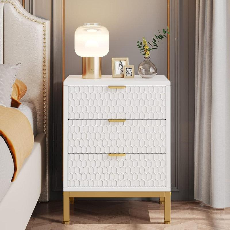 Beyaz Gold Metal Petek Desenli Üç Çekmeceli Komodin - 51 cm - 224530
