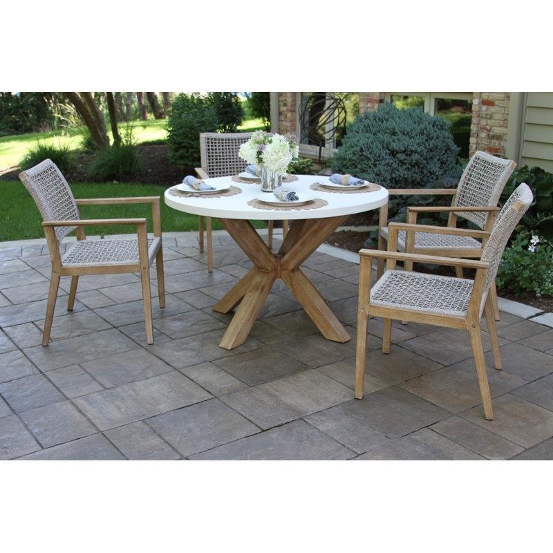 Beyaz Kompozit Tablalı Okaliptüs Ahşap Şemsiye Delikli Yuvarlak 4 Kişilik Bahçe Masa Takımı - 122 cm - 214307