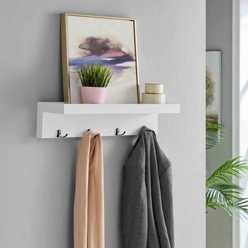 Beyaz Laminat 4 Metal Kancalı Askılı Duvar Rafı - 66 cm - 179093