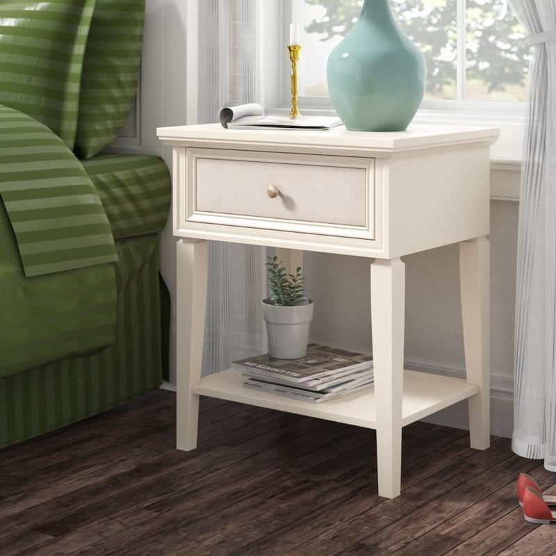 Beyaz Masif Kavak Ağacı Keten Döşemeli Çekmeceli Raflı Komodin - 61 cm - 223323