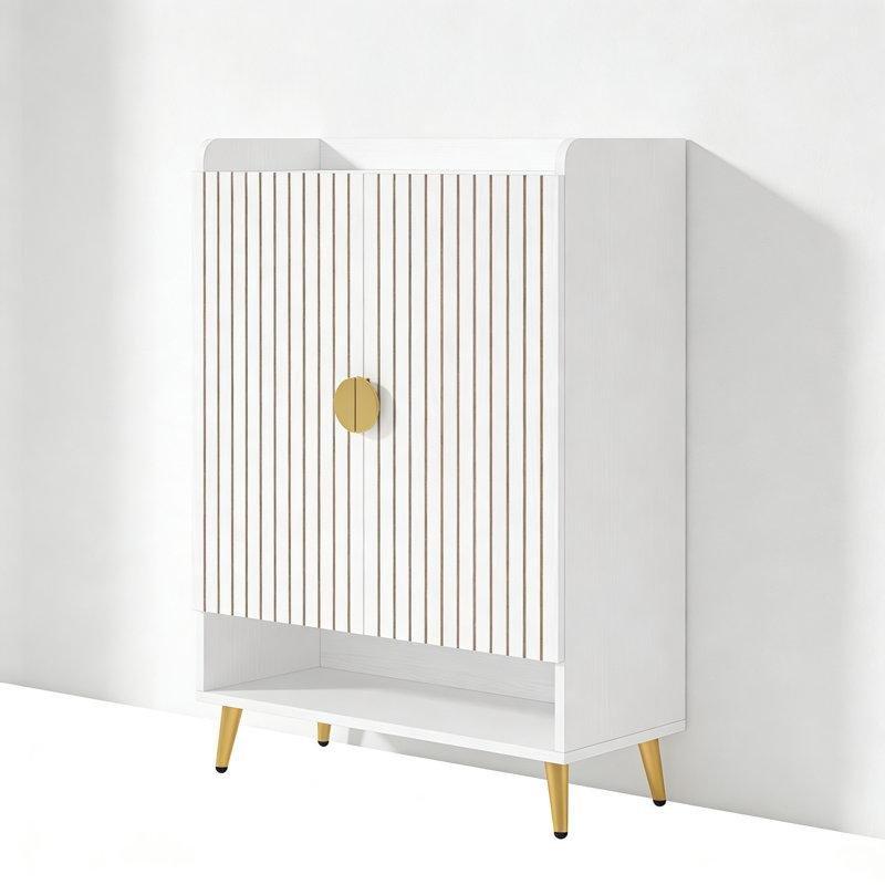 Beyaz MDF Dikey Gold Şeritli Metal Ayaklı Çift Kapaklı Ayakkabılık - 109x73x35 cm - 228097