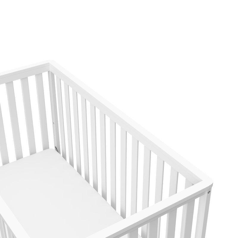 Çam Ağacı ve Ahşap Alt Değiştirme Üniteli 5i 1 Arada Dönüştürülebilir Bebek Odası Seti - 180668