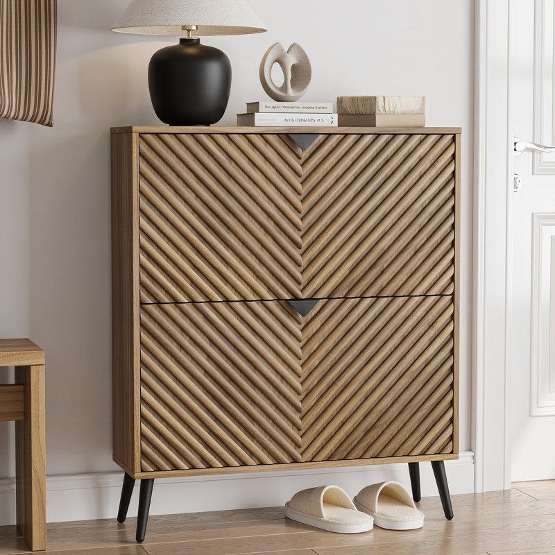 Ceviz Ahşap Chevron Desenli Düşer Kapaklı Ayakkabılık Dolap - 80x24x95 cm - 228144