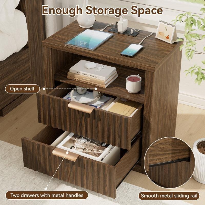 Ceviz Rengi MDF Prizli ve USB Şarjlı Yivli 2 Çekmeceli Komodin - 60x38 cm - 223590