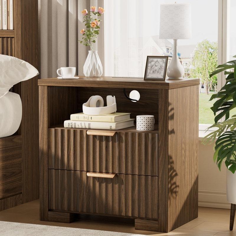 Ceviz Rengi MDF Prizli ve USB Şarjlı Yivli 2 Çekmeceli Komodin - 60x38 cm - 223590